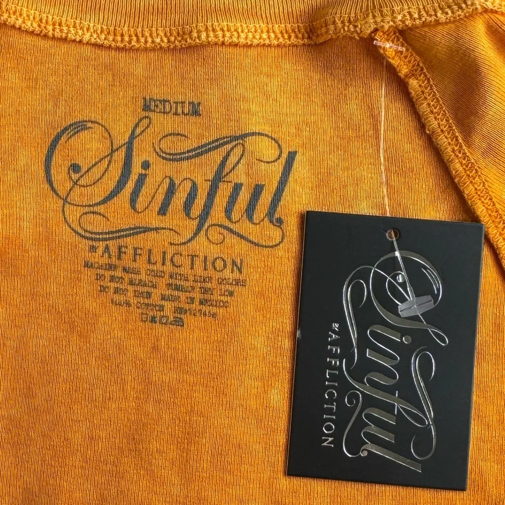 Sinful By Affliction Catherine Short Sleeve Orange Crop Top - NWT - Picture 10 of 10